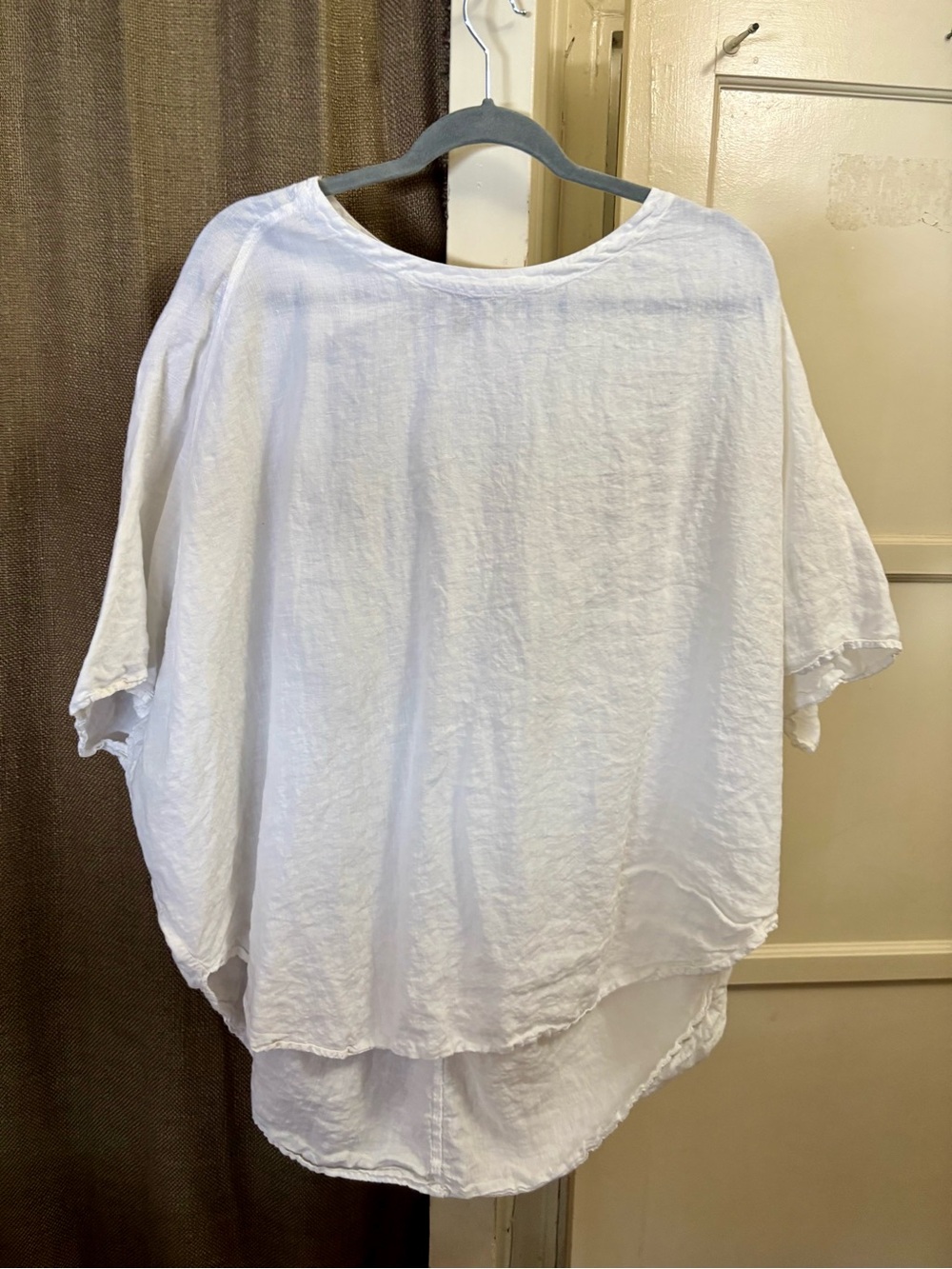 Oska White Linen Relaxed Short-Sleeve Women's Top oversized